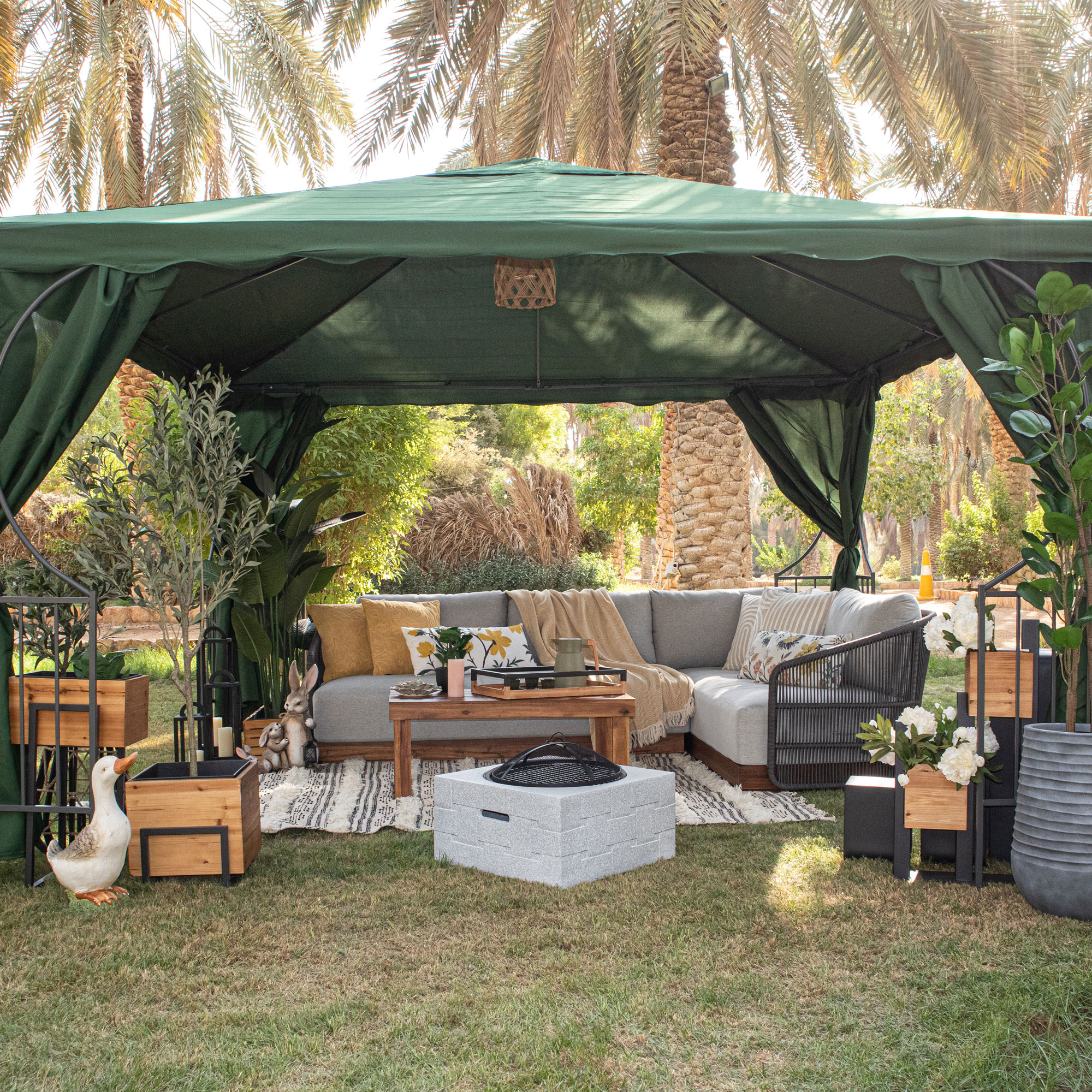Lux L Shape Patio Set 2 Pcs 260* Armchair 80*78*73 cm, 1 Pc Coffe Table 80*42 cm
Lux L Shape Patio Set 2 Pcs 260* Armchair 80*78*73 cm, 1 Pc Coffe Table 80*42 cm