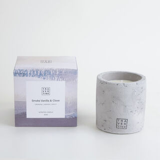 Homez smoke vanilla and clove scented candle in jar 320g