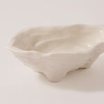 Homez Ceramic Decor Plate Flower Design, White 23.9*16.2*6.5Cm image number 3