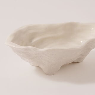 هومز صحن ديكور سيراميك بتصميم وردة، أبيض 23.9*16.2*6.5 سم