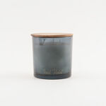 شمعة معطرة في وعاء زجاجي برائحة البنفسج المثلج 650 جرام image number 2