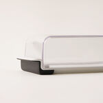 OXO plastic wide butter dish server, 226g, 7.9"* 3.7"* 2.4" image number 5