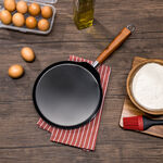 Alberto Non Stick Pancake Pan With Wood Handle Black image number 3