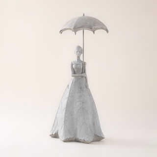 Homez off white human figurine