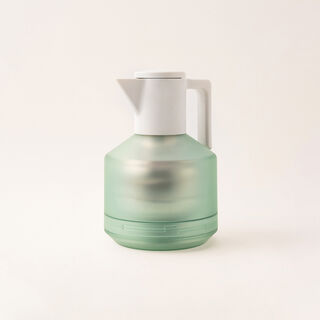 Safa'a light green Plastic vacuum flask 1.0L