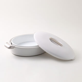 Enjoy white oval insulated 2.8L baking dish