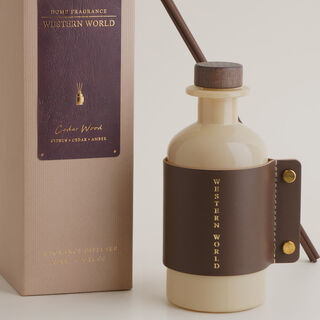 هومز موزع عطور أعواد 200 مل برائحة خشب الأرز