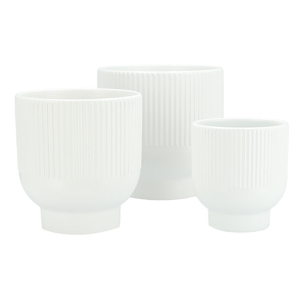 3 piece Ceramic planter of different sizes image number 0
