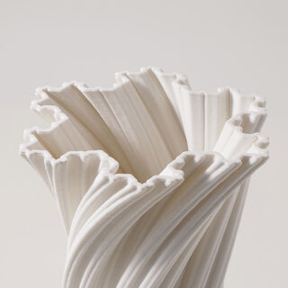 Homez Ceramic White Vase 18.4*18.4*19.5Cm