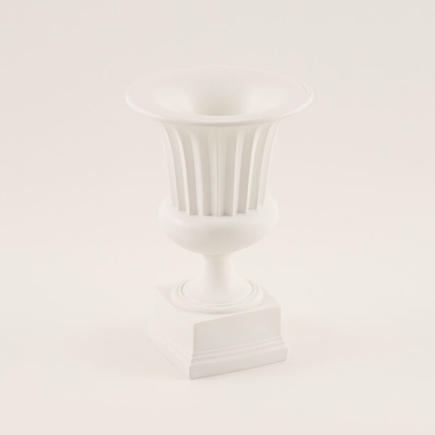 Sauve Planter Resin White 15.8x15.8x23.4cm image number 0