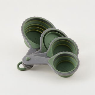 Alberto 4pcs silicone measuring cup set, multicolor