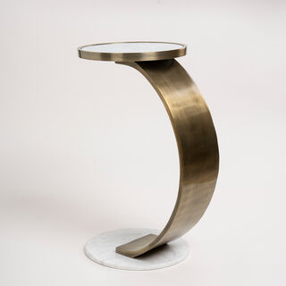 Table Dia 30X Ht: 59 Cm