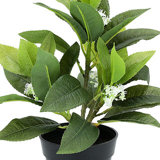 شجرة صناعية