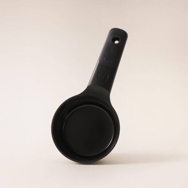 OXO 6pcs plastic measuring cups, black 3.5"* 5"* 9.76" image number 1