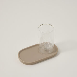 طقم أكواب شاي 12 قطعة زجاج وبورسلان بيج من دلتي