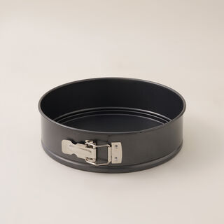 Betty Crocker non stick cake mold 24cm, grey