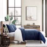 Waffle burnout flannel comforter set 150*220 cm + 50*75 cm image number 2