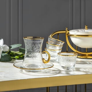 18 Piece Tea Set Gold Pattern