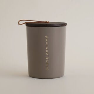 هومز شمعة معطرة في برطمان 470 جم برائحة العنبر الأسود