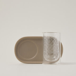 طقم أكواب شاي 12 قطعة زجاج وبورسلان بيج من دلتي