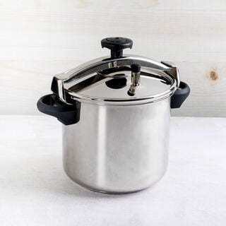 Silampos Stainless Steel Pressure Cooker W/ Alum Basket V:10 L