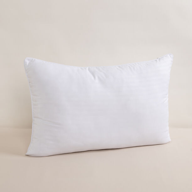 Boutique Blanche mircofiber pillow image number 4