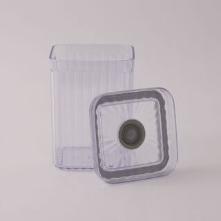 البرتو علبة طعام بلاستيك مخططة سعة 1.9 لتر