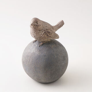 Homez Resin Birdie Standing On Orb Looking Up, Grey 16*17.5*24 Cm