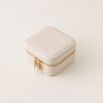 Homez travel square small faux leather jewelry box, offwhite 9*9*5cm image number 1