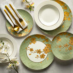 La Mesa green porcelain 18 pc dinner set image number 6