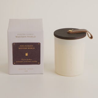 Homez tuscan leather scented candle in jar 198g