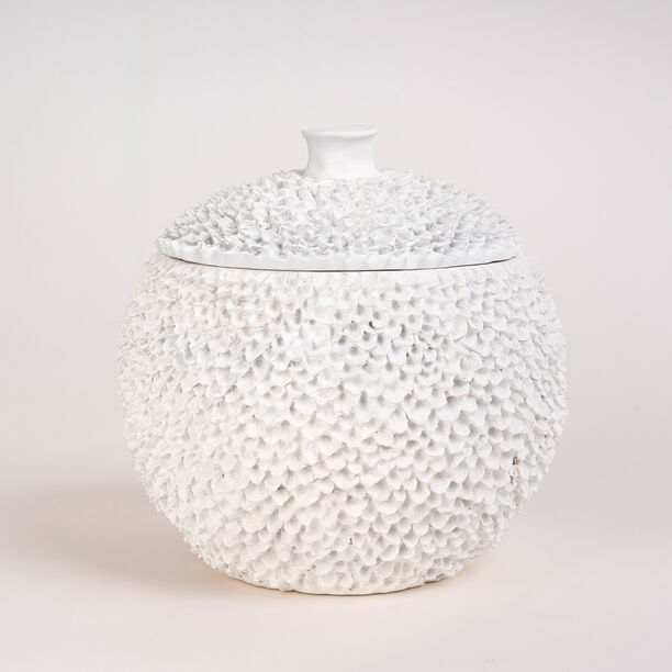 Homez off white resin decorative box 26*26*25 cm image number 0
