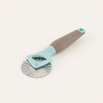 Alberto Wavy Pastry Cutter image number 0