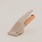 Pentola garlic press with beech handle, grey 17.1*4.6*5.3cm image number 1