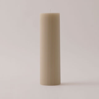 هومز شمعة سيمبل من شمع الصويا، بيج 7*7*20سم