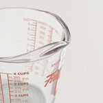 Anchor Hocking glass measuring cup 32 oz image number 2