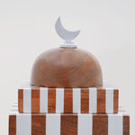 Homez Noorain Collection Decoration Item, White & Brown, 30*30*35 Cm image number 1