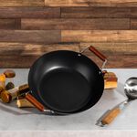 Non Stick Wok Pan With Wood Handle Round Shape Black image number 2