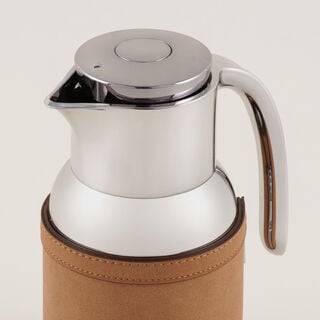 دلتي دلة ستانلس ستيل بلمسة جلد، بني 1 لتر