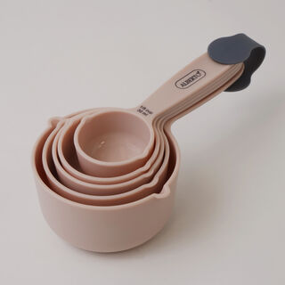 Alberto 5pcs measuring cup set, cream
