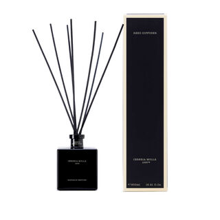 Amber & Sandalwood reed diffuser 500 mL