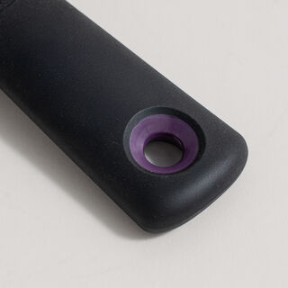 OXO stainless steel vegatable peeler 8*4.5*0.85cm, purple