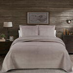 3 Pcs Velvet Bedspread King Size image number 2