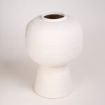 Homez off white ceramic vase 21.5*21.5*32 cm image number 2