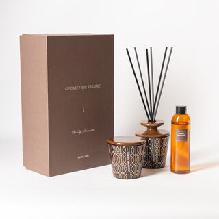 Diffuser 200 ml with 160 g scented jar candle gift set