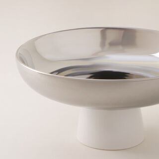 La Mesa Porcelain Serving Stand 25.6Cm Yaqut Collection, Silver