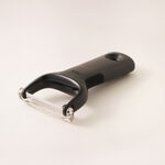 OXO stainless steel julienne peeler 6*3*1cm, black image number 0