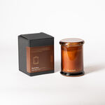 شمعة معطرة برائحة زهرة البرتقال والريحان في وعاء سيراميك 160 جم image number 0