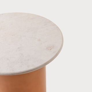 هومز طاولة جانبية زجاج بسطح رخامي 43*46سم، برتقالي