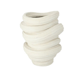 Off white resin ribbed vase 26.7*24.5*32.6 cm